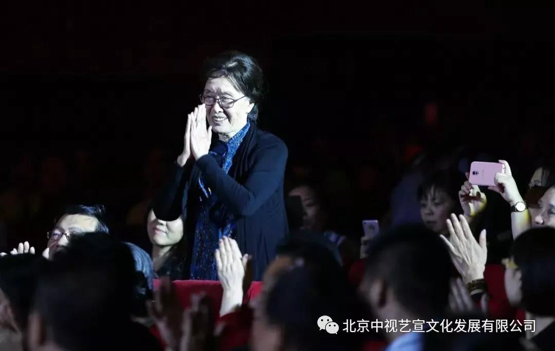 紅梅贊--2018人民藝術(shù)家閻肅經(jīng)典作品音樂會在京舉行-19