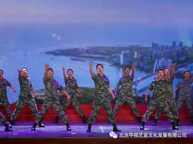 “警衛(wèi)戰(zhàn)士忠于黨”文藝匯演-10