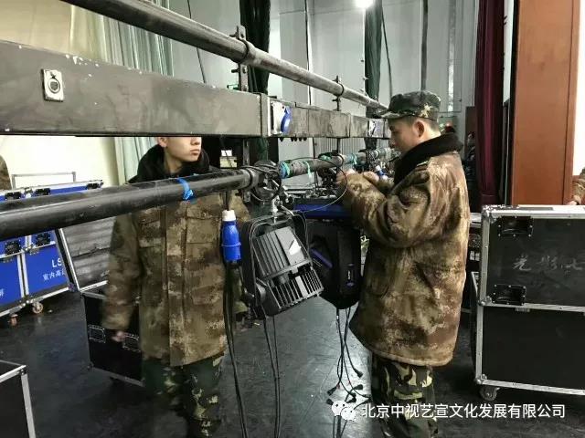 “警衛(wèi)戰(zhàn)士忠于黨”文藝匯演-13