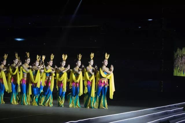 中視藝宣助力北京建筑大學(xué)第五屆大學(xué)生藝術(shù)節(jié)開幕式-12