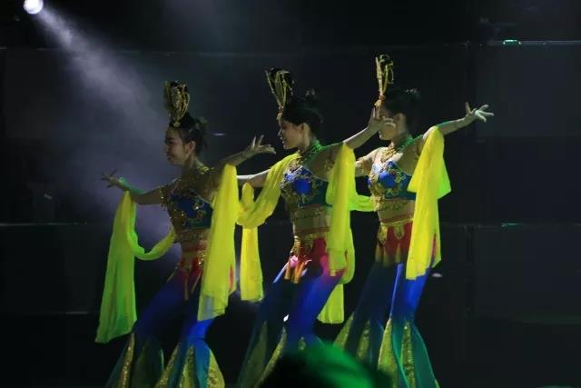 中視藝宣助力北京建筑大學(xué)第五屆大學(xué)生藝術(shù)節(jié)開幕式-13