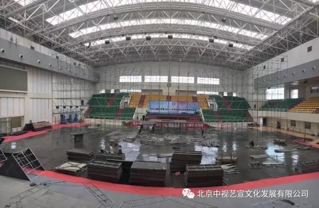 《挑戰(zhàn)者聯(lián)盟》第三季收官演唱會(huì)在呼和浩特圓滿錄制-4