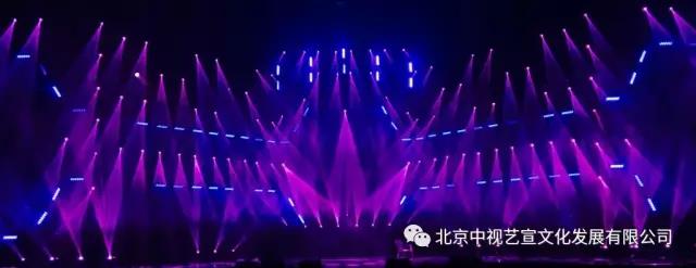 《挑戰(zhàn)者聯(lián)盟》第三季收官演唱會(huì)在呼和浩特圓滿錄制-6
