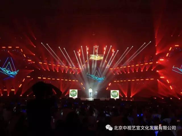 《挑戰(zhàn)者聯(lián)盟》第三季收官演唱會(huì)在呼和浩特圓滿錄制-7