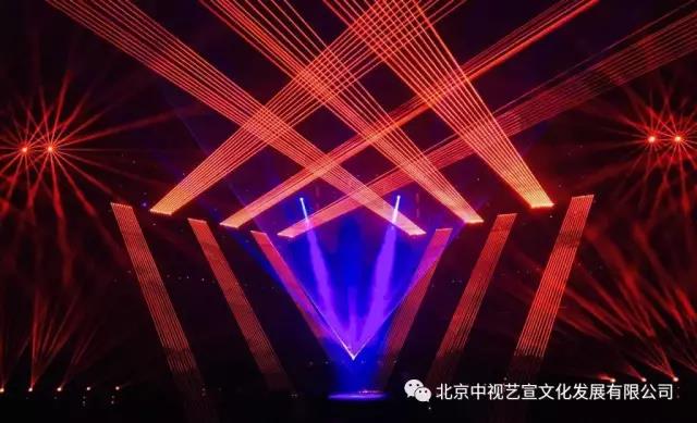 《挑戰(zhàn)者聯(lián)盟》第三季收官演唱會(huì)在呼和浩特圓滿錄制-10