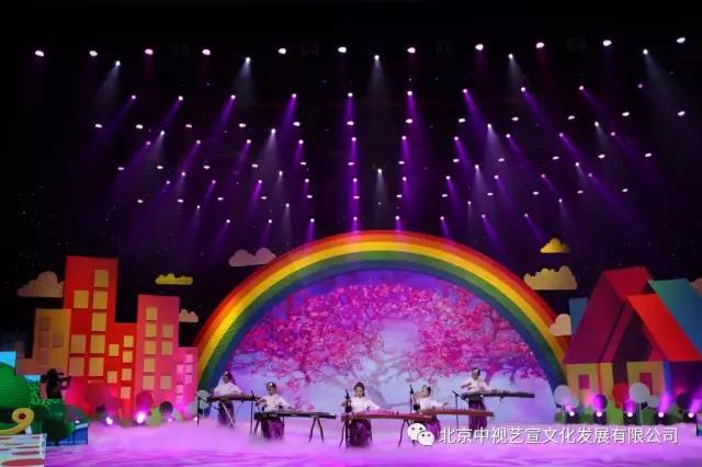 校園時代·我是名星”第十六屆全國青少年網絡電視藝術大賽完美落幕-9